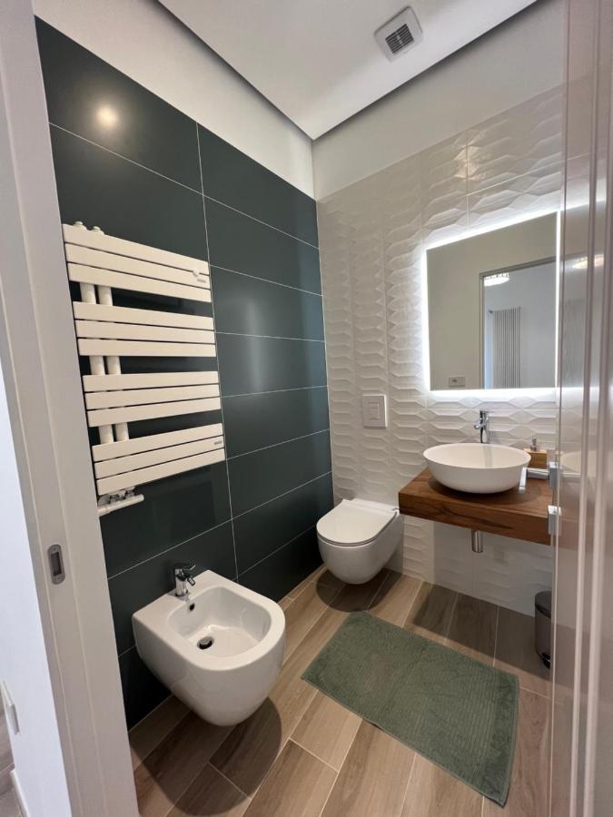 Tulip Luxury Howme Бари Экстерьер фото